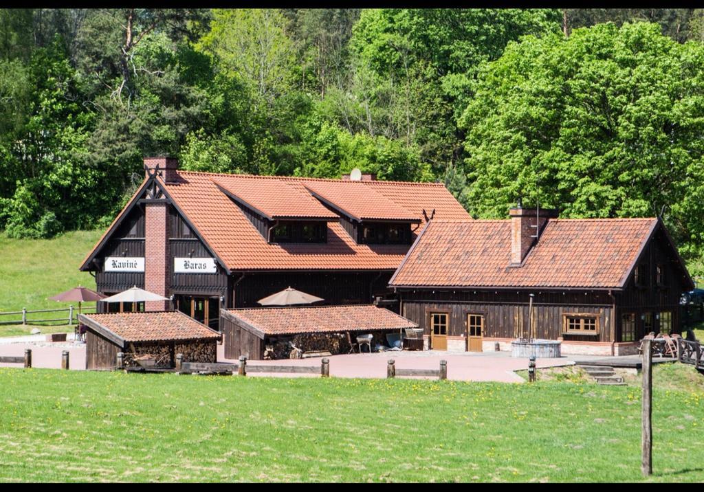 Hotel Senasis Rambynas Lumpenai Exteriér fotografie