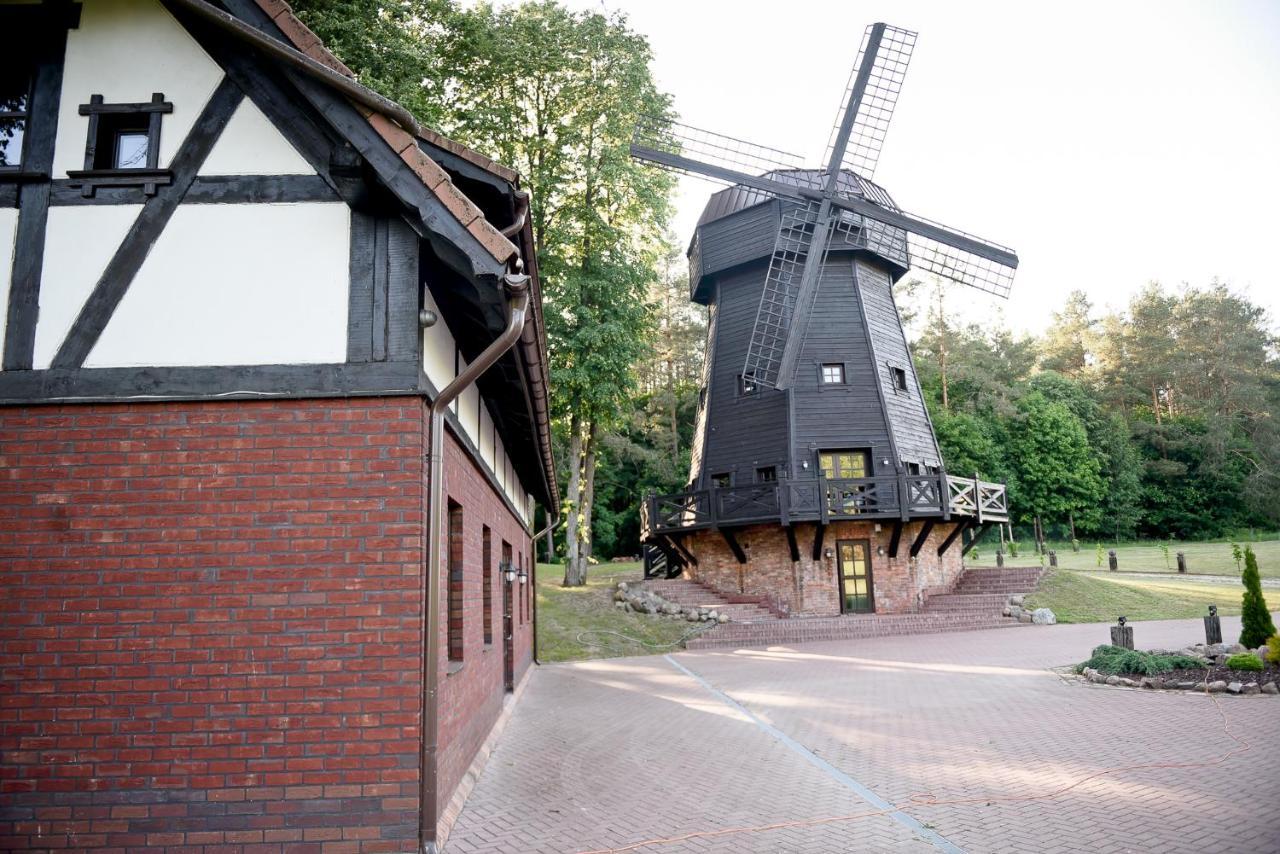 Hotel Senasis Rambynas Lumpenai Exteriér fotografie